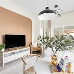 Silkhaus Sea View Studio | Marina Rise Tower